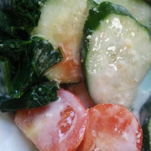 胡瓜とほうれん草ミニトマトのオーロラサラダ